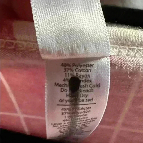 Lularoe XXS red & white reverse plaid  perfect tee . EUC. - Picture 5 of 5